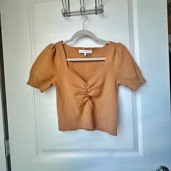 Endless Rose Ruched Puff Sleeve Knit Top Camel Tan Brown Size Small - Picture 1 of 3